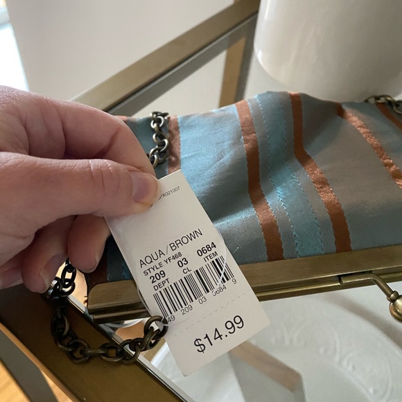Brown and Turquoise Clutch with optional chain - never worn. New with tags - Picture 3 of 5